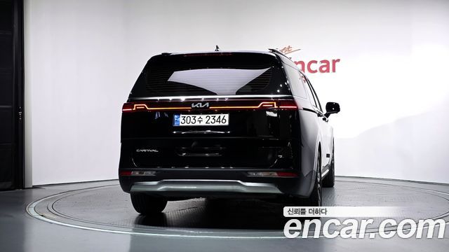 Kia Canival 2022 — photo 4