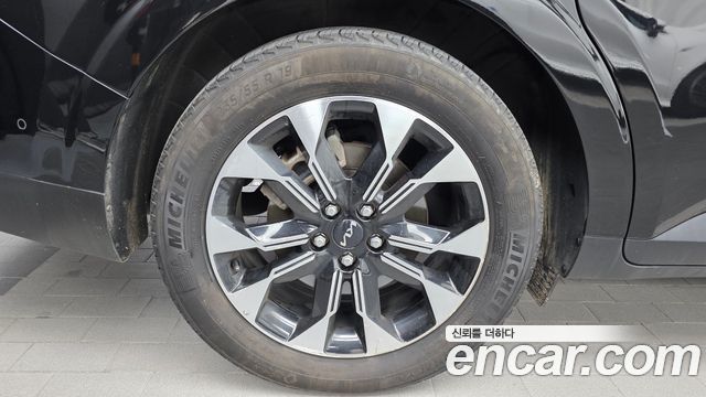 Kia Canival 2022 — photo 5