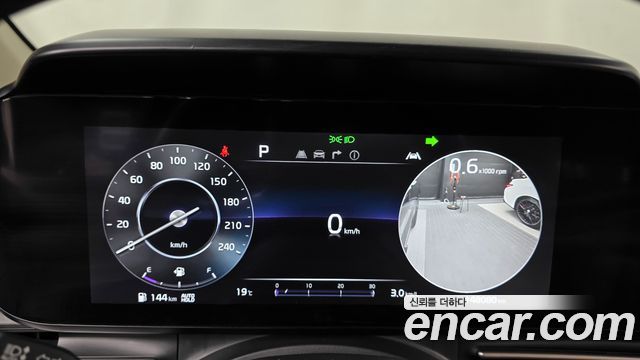 Kia Canival 2022 — photo 11