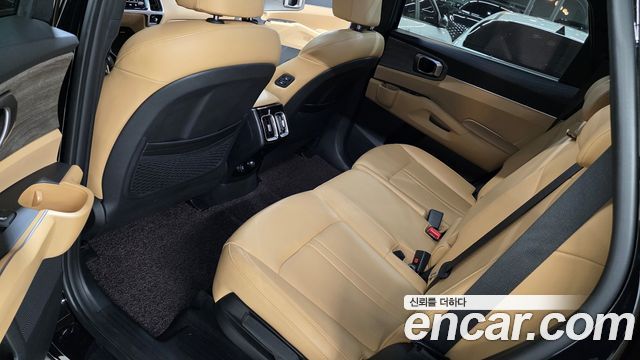 Kia Sorento 2023 — photo 16