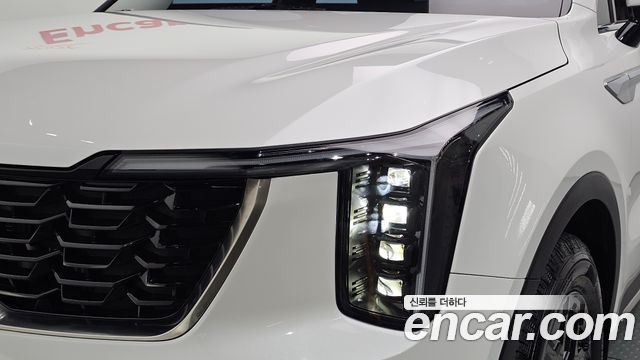 Kia Sorento 2024 — photo 8