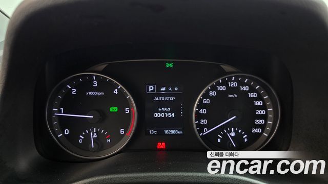 Hyundai AVANTE 2016 — photo 11