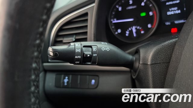 Hyundai AVANTE 2016 — photo 28