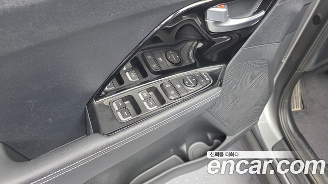 Kia Niro 2022 — photo 28