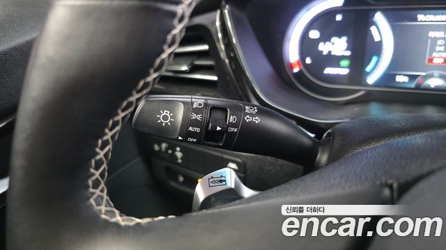 Kia Niro 2022 — photo 29