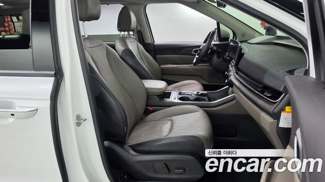 Kia Canival 2025 — photo 10