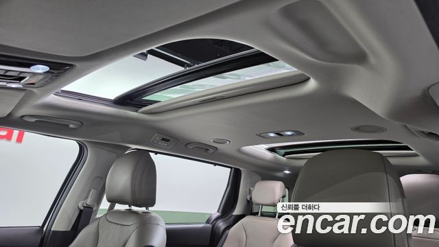 Kia Canival 2025 — photo 17