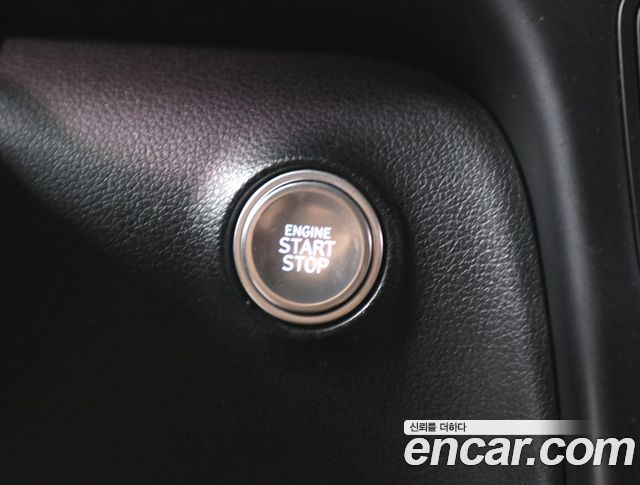 Hyundai Staria 2024 — photo 16