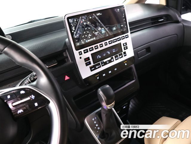 Hyundai Staria 2024 — photo 19