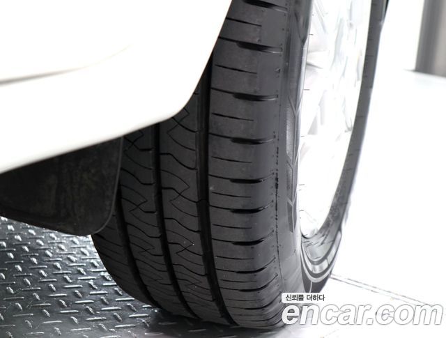 Hyundai Staria 2024 — photo 20