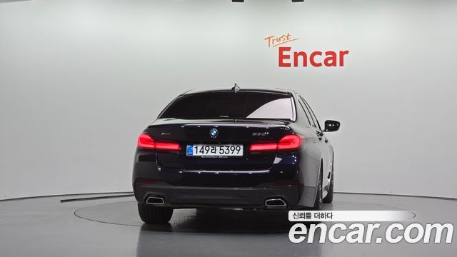 BMW 5-Series 2023 — photo 4