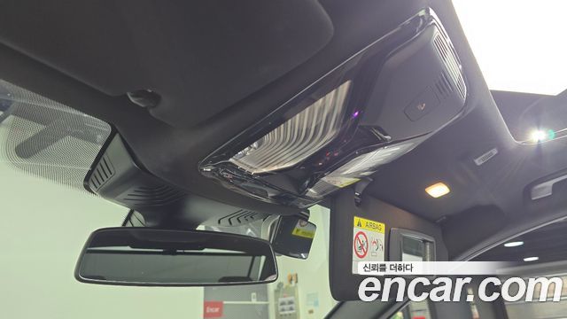 BMW 5-Series 2023 — photo 24