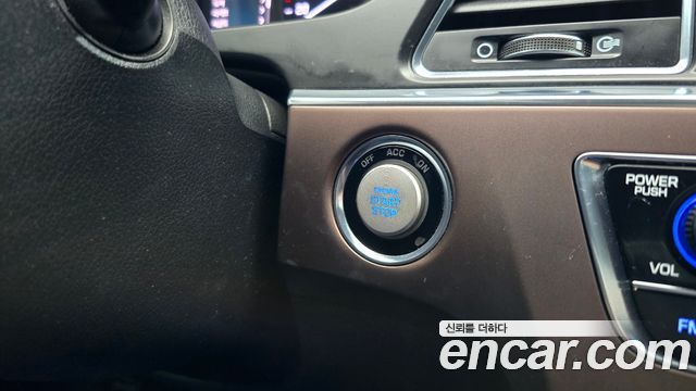 Hyundai Sonata 2017 — photo 24