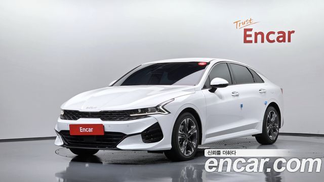 Kia K5 2023 — photo 1