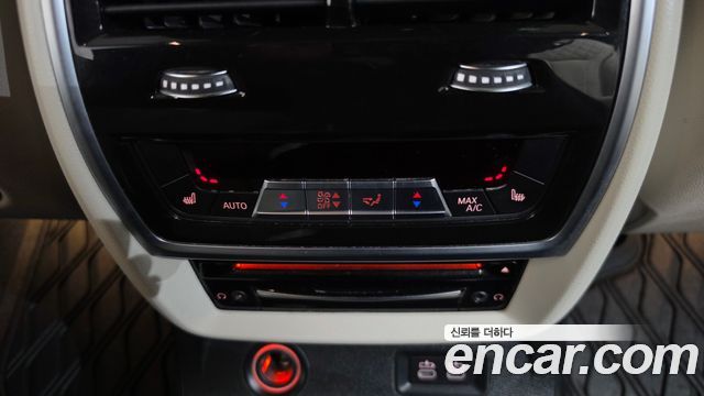 BMW X7 2021 — photo 31