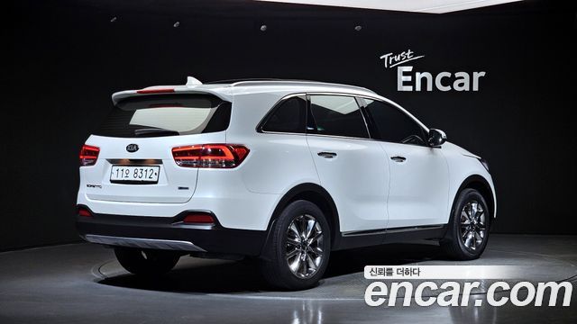 Kia Sorento 2015 — photo 2
