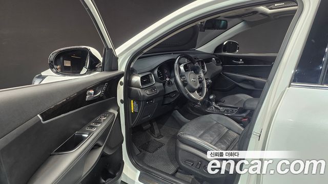 Kia Sorento 2015 — photo 13
