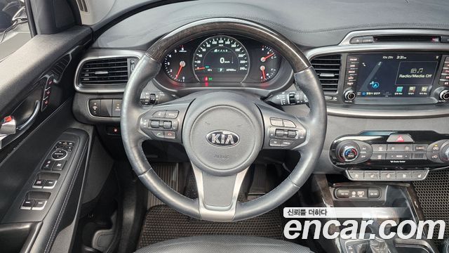 Kia Sorento 2015 — photo 19