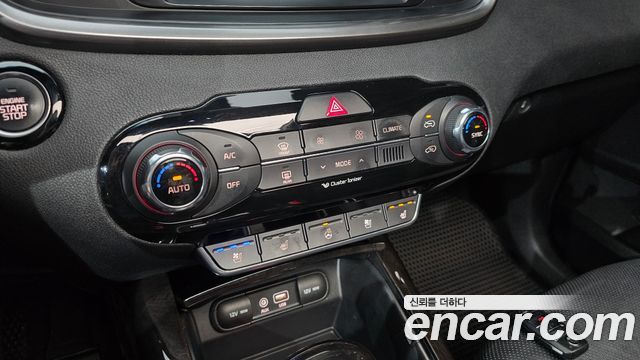 Kia Sorento 2015 — photo 32