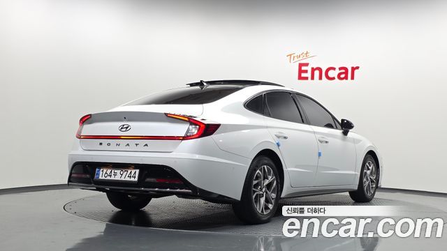 Hyundai Sonata 2022 — photo 2