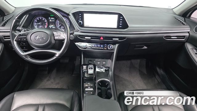 Hyundai Sonata 2022 — photo 10