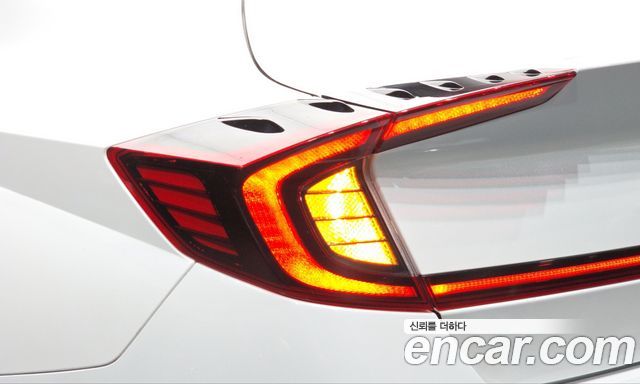Hyundai Sonata 2022 — photo 9