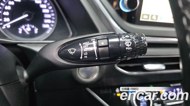 Hyundai Sonata 2022 — photo 28