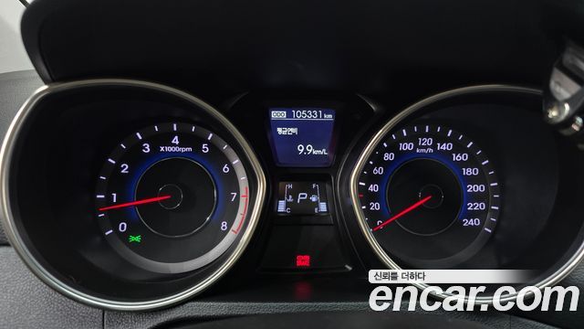 Hyundai AVANTE 2013 — photo 11