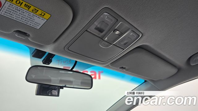 Hyundai AVANTE 2013 — photo 25