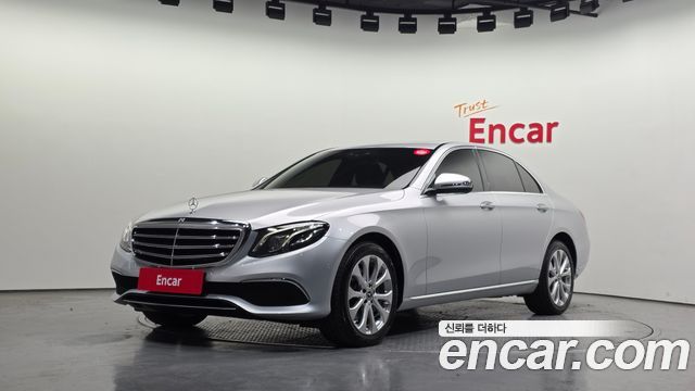 Mercedes-Benz E-Class 2017 — photo 1