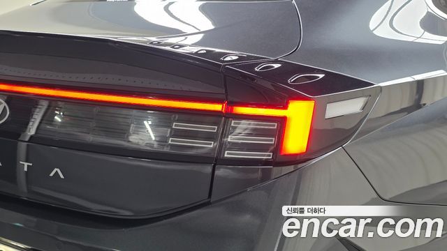 Hyundai Sonata 2025 — photo 9