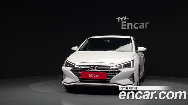Hyundai AVANTE 2020 — photo 3