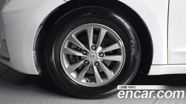 Hyundai AVANTE 2020 — photo 5