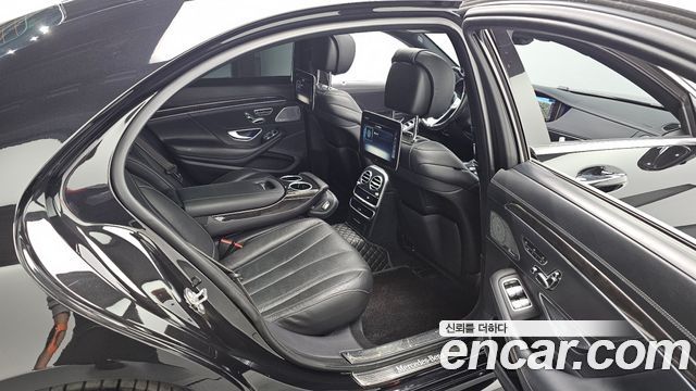 Mercedes-Benz S-Class 2018 — photo 11