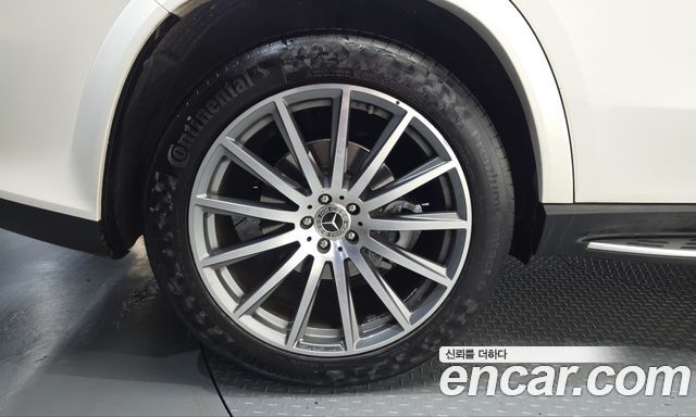Mercedes-Benz GLS-Class 2020 — photo 5