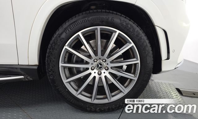 Mercedes-Benz GLS-Class 2020 — photo 7
