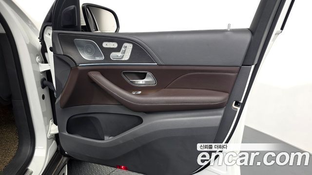 Mercedes-Benz GLS-Class 2020 — photo 14