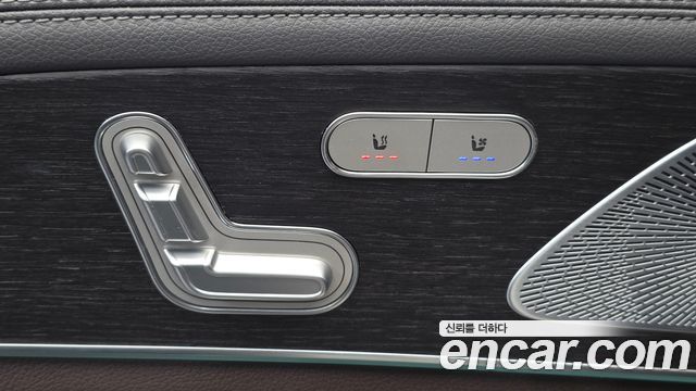 Mercedes-Benz GLS-Class 2020 — photo 30