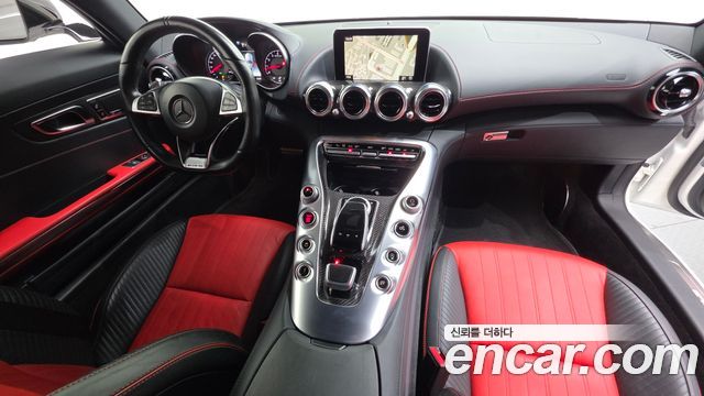 Mercedes-Benz AMG GT 2018 — photo 10