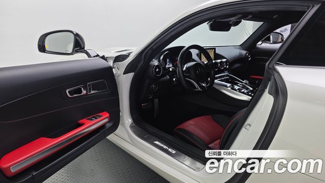 Mercedes-Benz AMG GT 2018 — photo 13