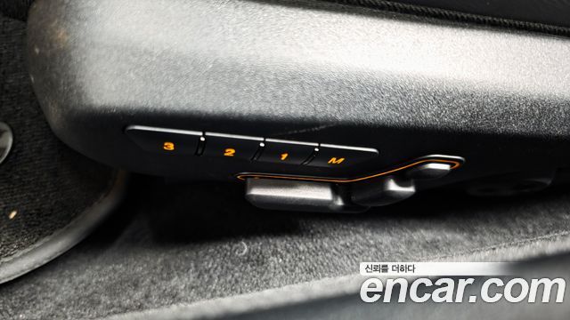 Mercedes-Benz AMG GT 2018 — photo 25