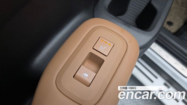 Hyundai Santafe 2025 — photo 22