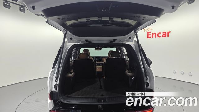 Hyundai Santafe 2025 — photo 24