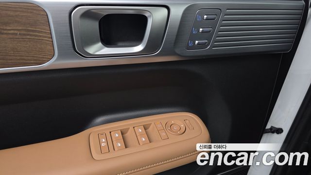 Hyundai Santafe 2025 — photo 28