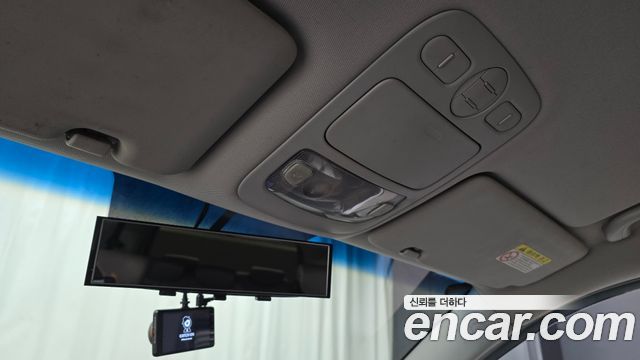 Kia Canival 2010 — photo 26