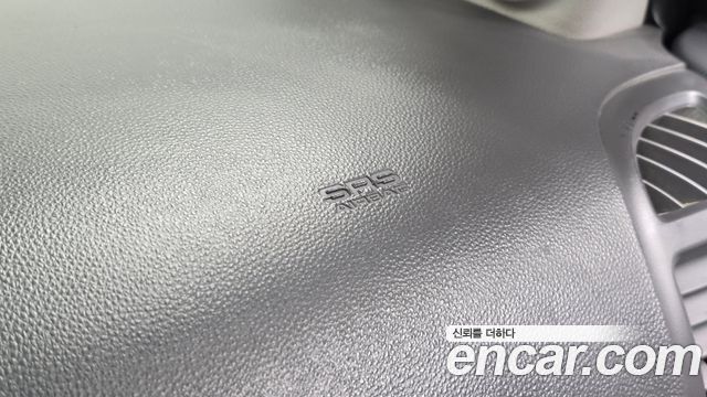 Kia Canival 2010 — photo 27