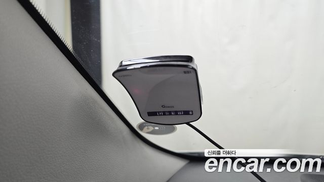 Kia Canival 2010 — photo 28