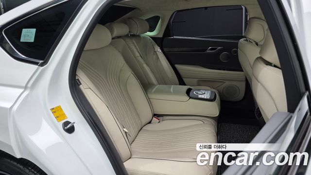 Genesis G80 2022 — photo 17