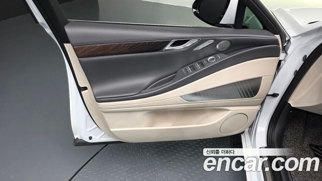 Genesis G80 2022 — photo 14