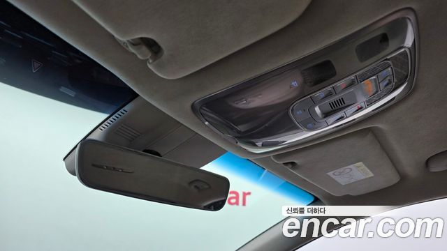 Genesis G80 2022 — photo 32